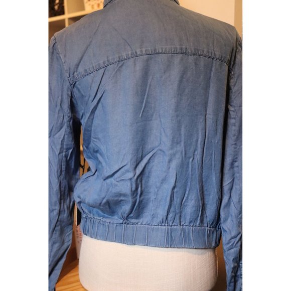 Haute Monde Jeans Top Blouse Size Large NWT - Picture 3 of 6